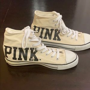 VS PINK Prop Shoe